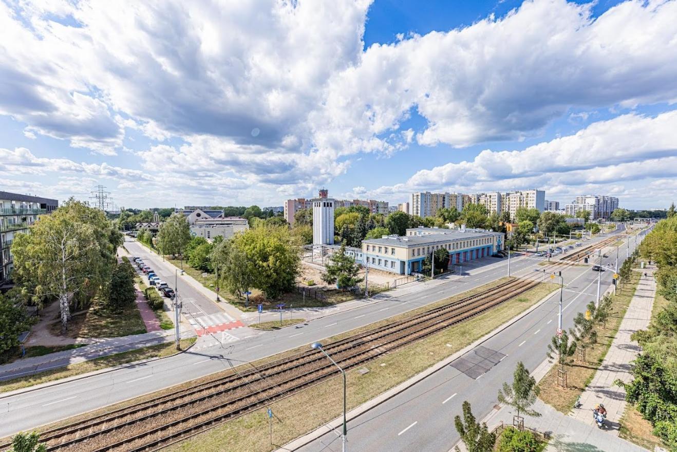 Fajny Apartament Z Parkingiem, Obok Metra. Warsaw Luaran gambar