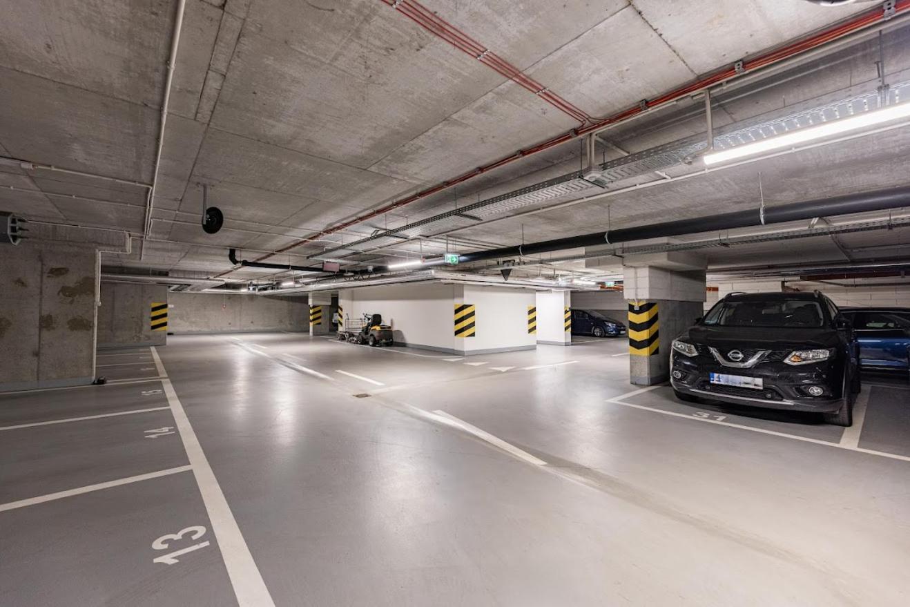 Fajny Apartament Z Parkingiem, Obok Metra. Warsaw Luaran gambar