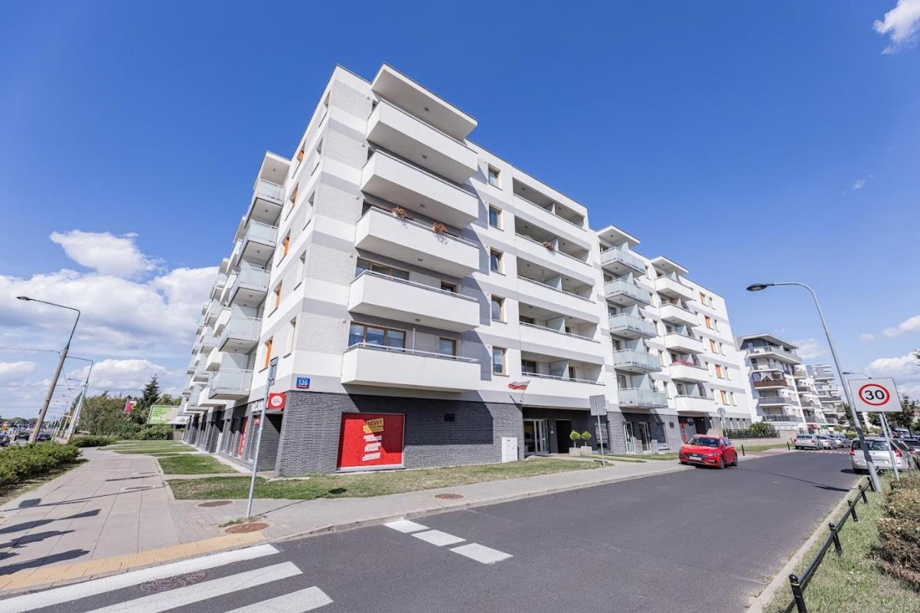 Fajny Apartament Z Parkingiem, Obok Metra. Warsaw Luaran gambar