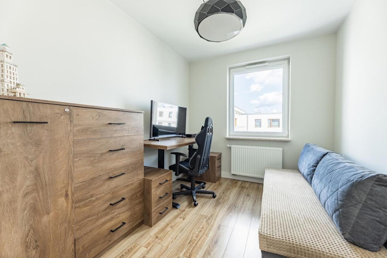 Fajny Apartament Z Parkingiem, Obok Metra. Warsaw Luaran gambar