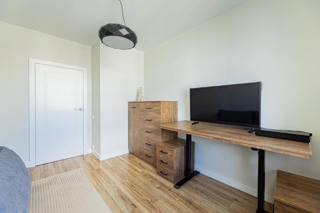 Fajny Apartament Z Parkingiem, Obok Metra. Warsaw Luaran gambar